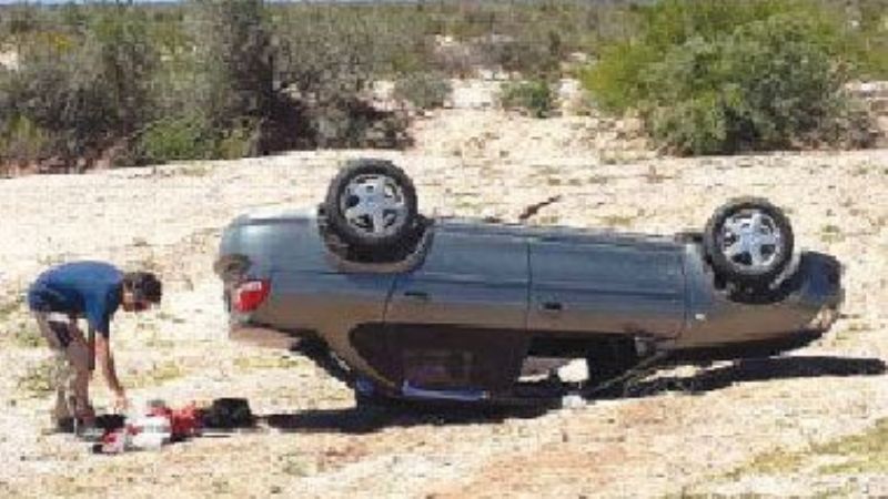 Volvían de Tinogasta, y volcaron en Aimogasta