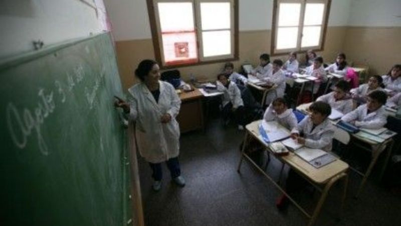 SUTECA y SADOP vuelven a las aulas; UDA y ATECA, por ahora no