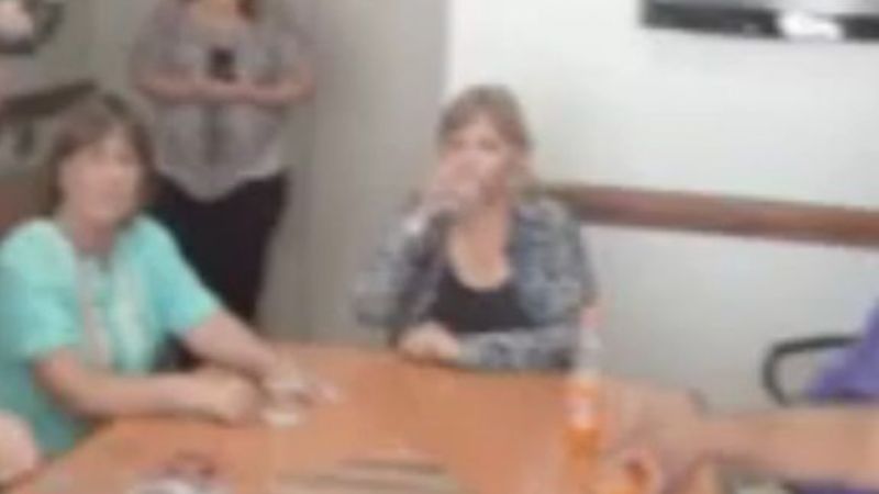 Mera, a cargo del Ejecutivo, recibió a gremialistas