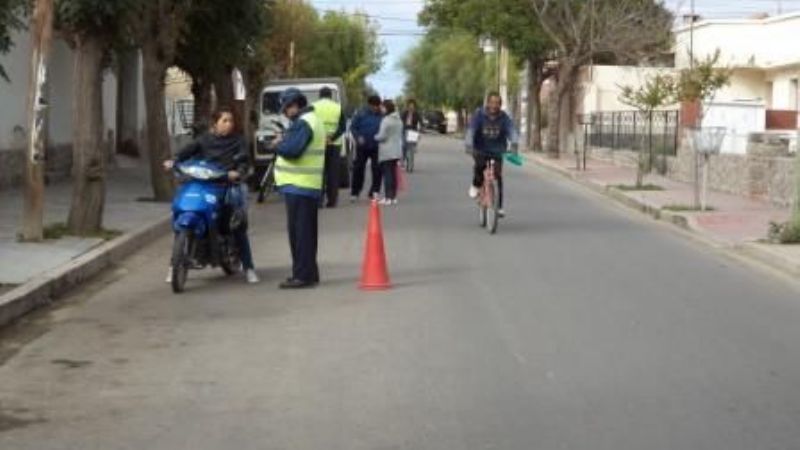 Estrictos controles de tránsito y educación vial en Santa María