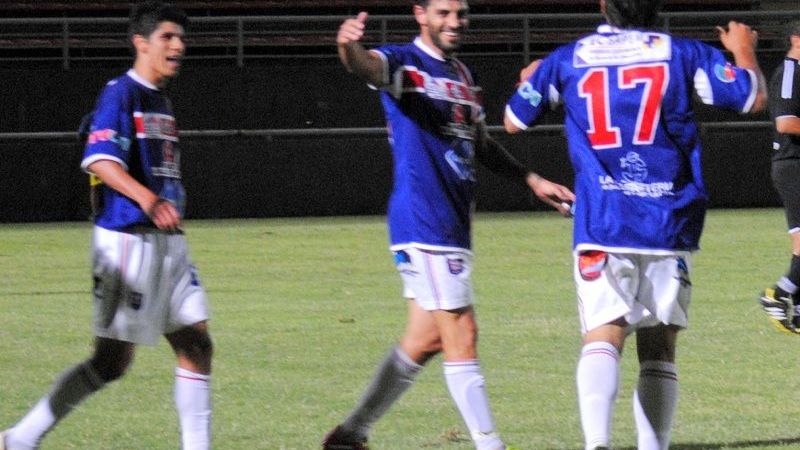 Esta vez el que resucitó al “Santo” fue Lázzaro