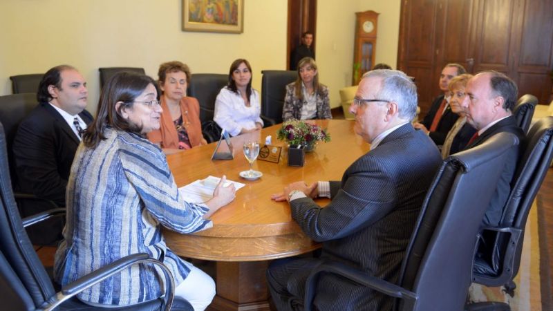 Lucía recibió a escribanos