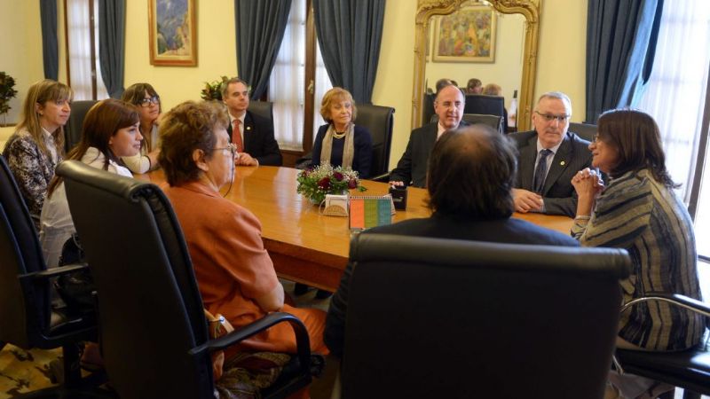 Lucía recibió a escribanos