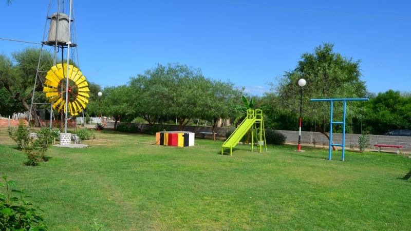 Inauguraron remodelada plaza en Las Esquinas