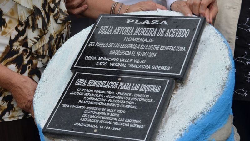 Inauguraron remodelada plaza en Las Esquinas