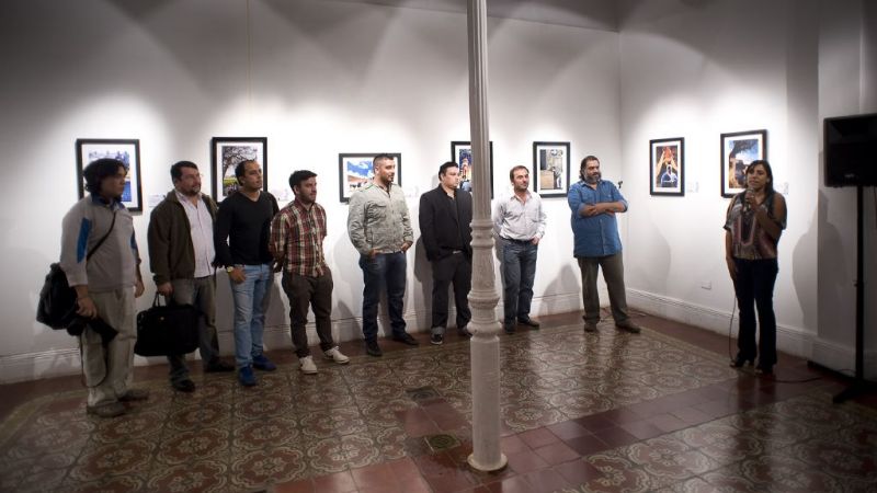 Inauguró la muestra “Hechos”, un registro fotográfico sobre lo que fue noticia en 2013