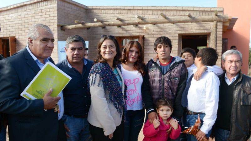 Entregan viviendas rurales en Balde de la Punta y El Quemado