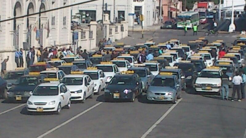 Taxistas hicieron escuchar su voz