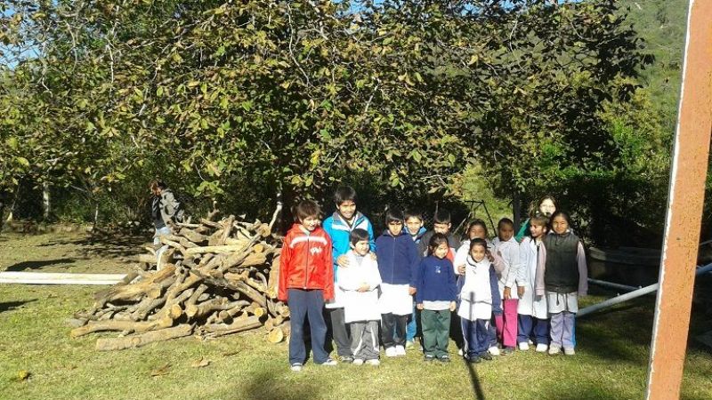 Ambiente continua con la ayuda a centros vecinales del interior