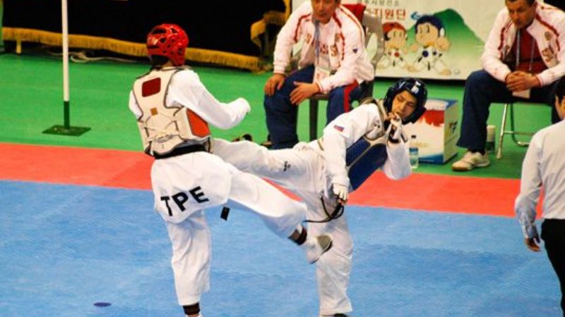 Catamarqueños en curso de Entrenador Nacional de Taekwondo