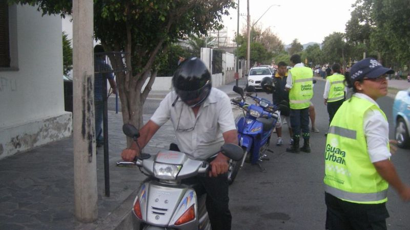 La Guardia Urbana desactivó otro arrebato en la ciudad