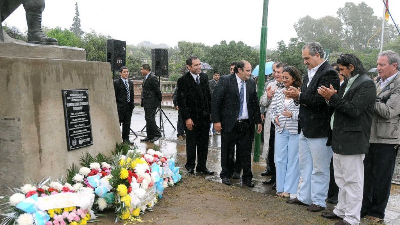 Homenaje a los ex combatientes a 32 años de la Gesta de Malvinas