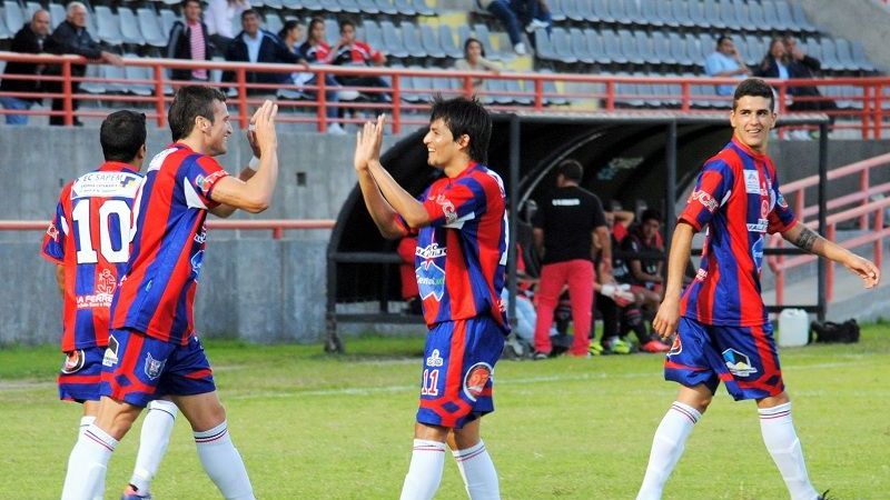 Objetivo cumplido: “Santos”  y “Estancieros” son los líderes