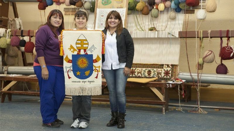 Un tapiz de la Fábrica de Alfombras para el Papa Francisco