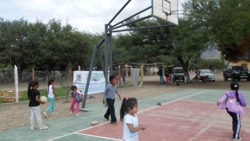 “El Deporte en tu Barrio” llega a Las Mojarras
