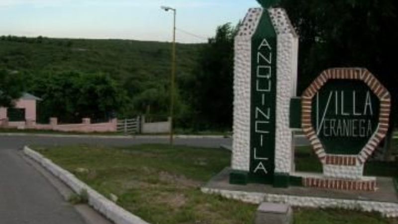 Atletas corren en Anquincila, Ancasti