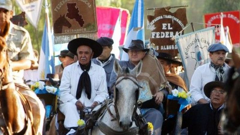 Cabalgata en homenaje a la Virgen del Valle