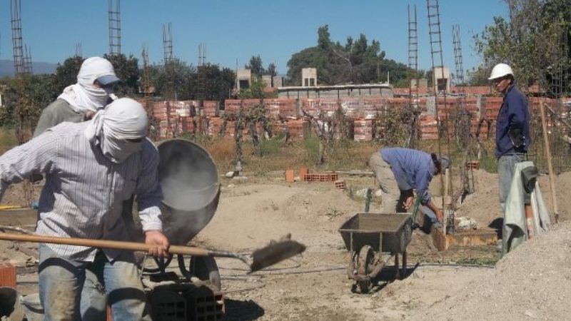 Avanza la construcción del barrio para familias afectadas por el alud de Siján