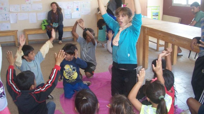 Cuentos, juegos y dibujos en el Barrio Montecristo