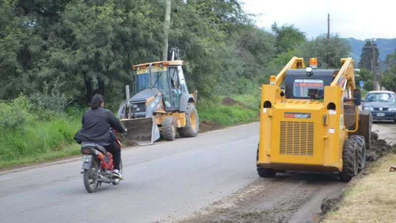 Trabajo de limpieza en el barrio La Antena