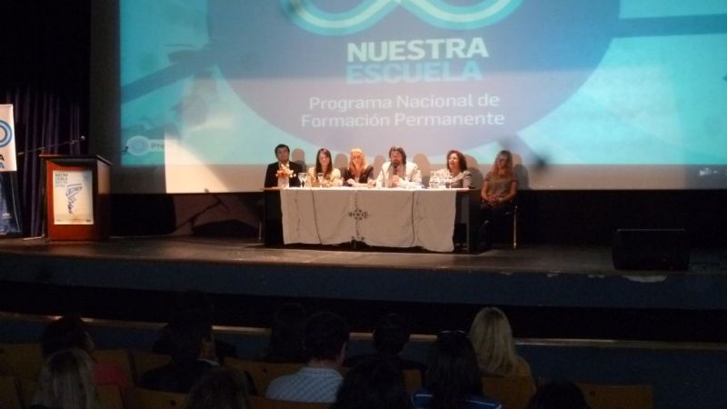 Se lanzó el Programa Nacional de Formación Permanente “Nuestra Escuela”
