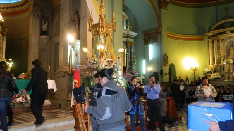 Las Fuerzas de Seguridad rindieron honores a la Virgen del Valle