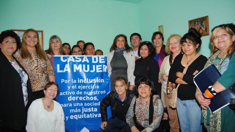 Capacitan a mujeres emprendedoras