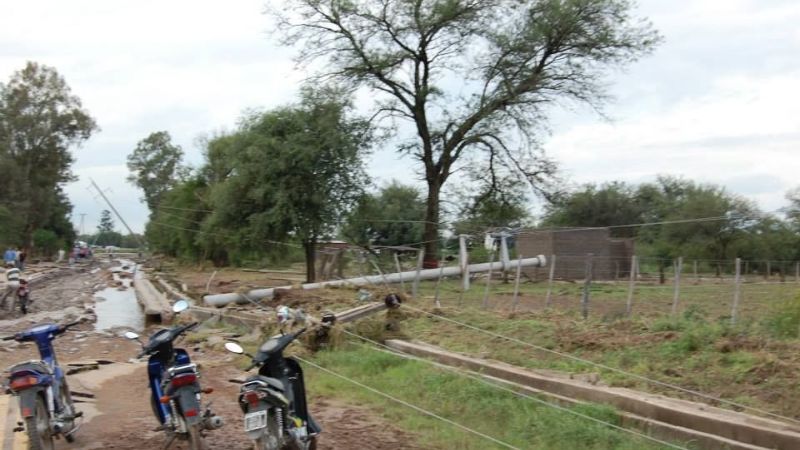 Más de 250 evacuados y volvió la lluvia