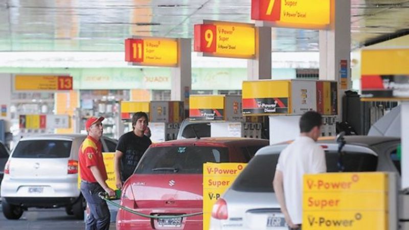Advierten que “la nafta podría llegar a $ 20 antes de fin de año”