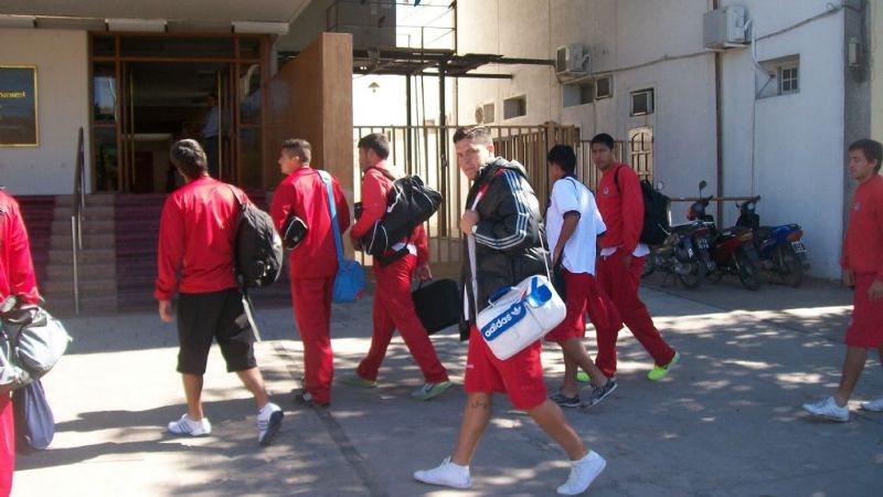 Unión Aconquija visita a Sol de América