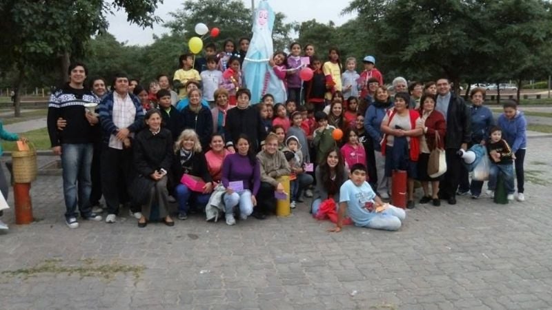 Pequeños legionarios en el Parque de los Niños