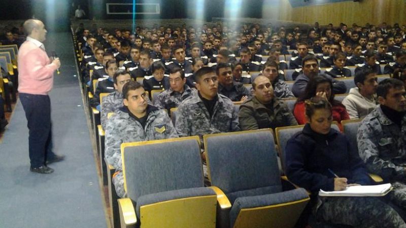 Capacitación sobre Seguridad Vial para policías