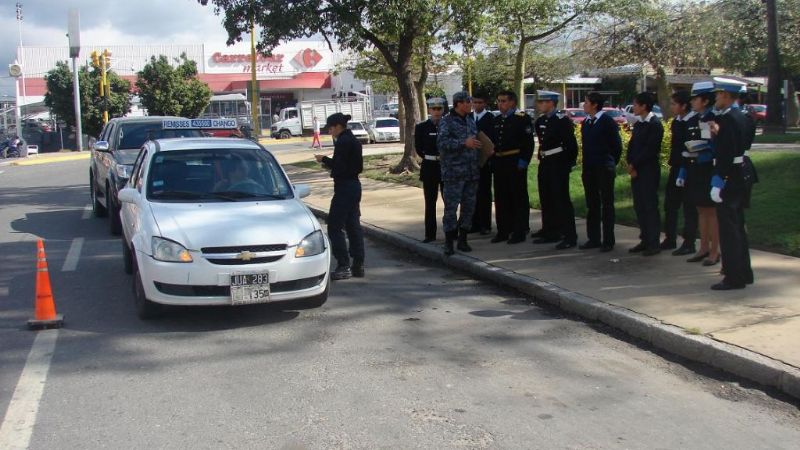 Capacitación sobre Seguridad Vial para policías