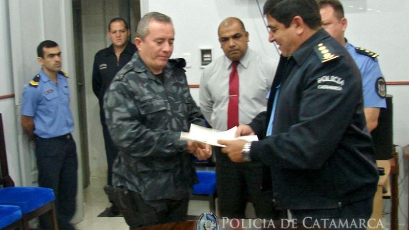 La Policía de Bolivia distinguió a efectivos del GIR Capayán