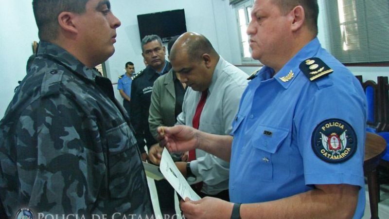 La Policía de Bolivia distinguió a efectivos del GIR Capayán