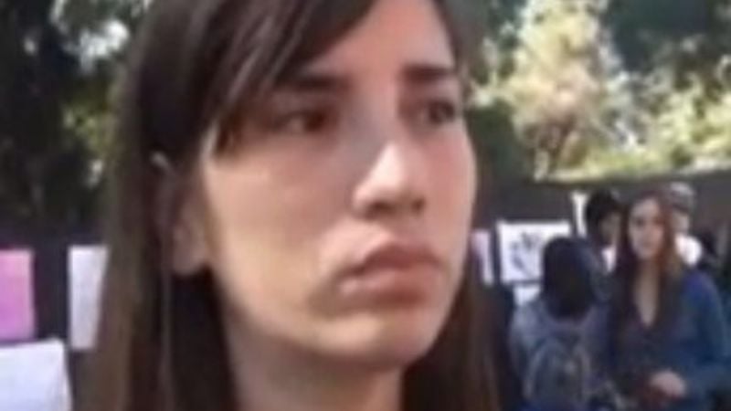 Alumnos del ISAC protestaron exponiendo sus obras