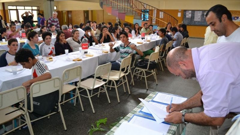 Minería capacitará estudiantes de la Escuela de Minería para insertarlos en el mundo laboral