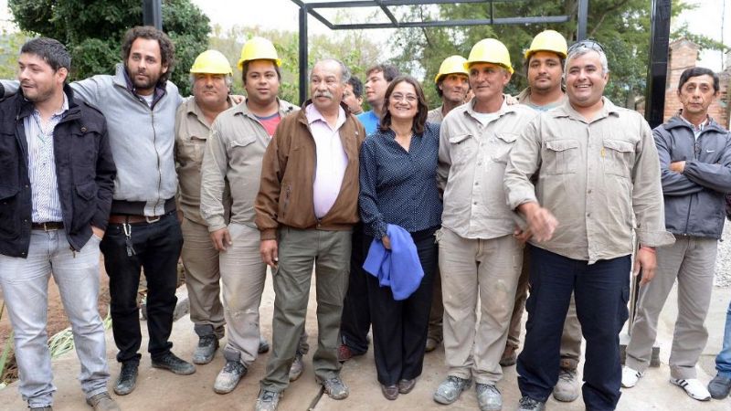“Los catamarqueños tenemos que entender que se construye con el trabajo y no denostando a otros”