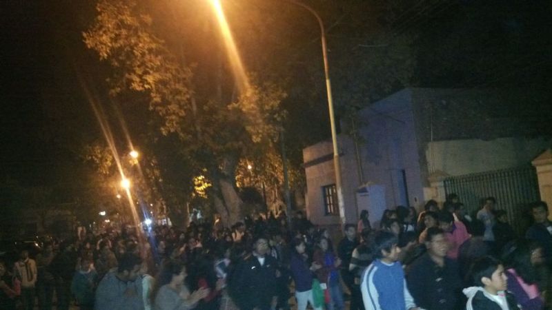 Se agrava el conflicto en el IES, los alumnos salieronn a la calle