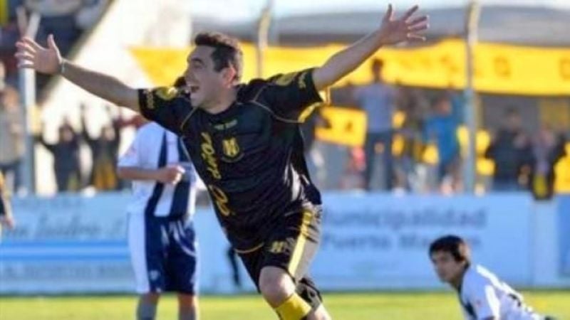 San Lorenzo con Madryn y Aconquija con Camioneros