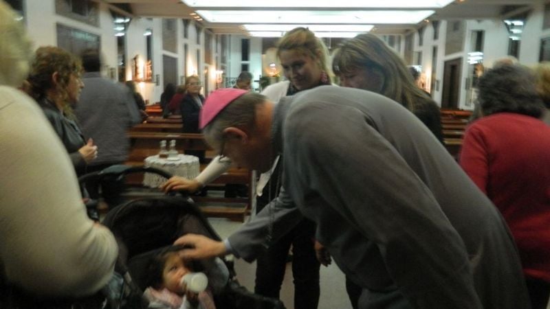 El Obispo inició a la primera visita pastoral de este año en la parroquia del Corazón de Jesús