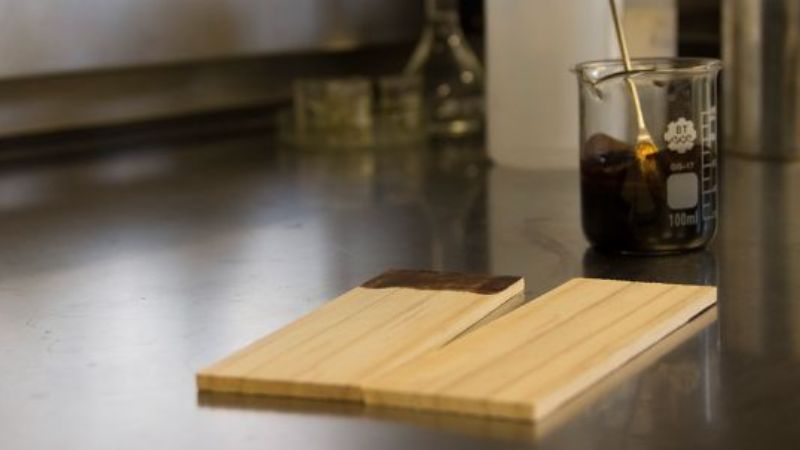 Desarrollan un adhesivo biodegradable a base de sangre