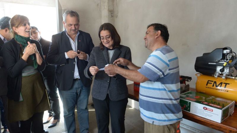 La Gobernadora puso en funcionamiento un nuevo emprendimiento