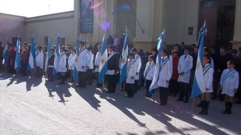 Fuerte Quemado espera el acto central del 25 de Mayo