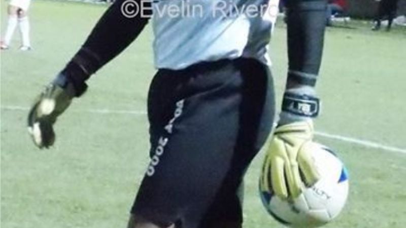 Repudio al arquero de Madryn por tratar de “negra de m…” a periodista