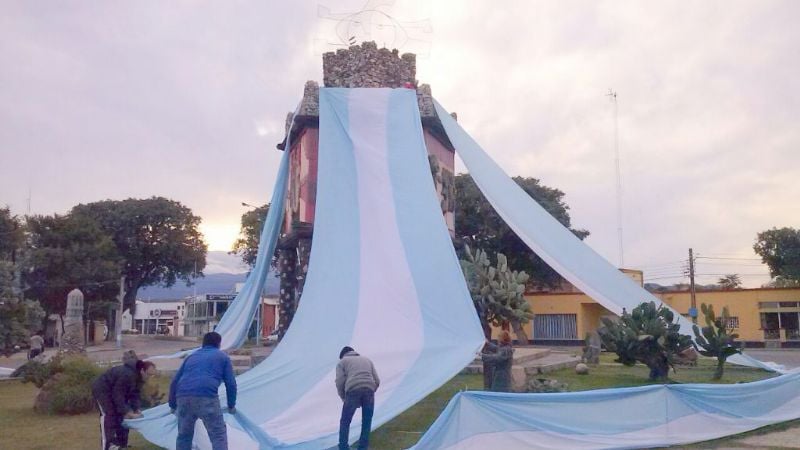 Valle Viejo se viste de celeste y blanco