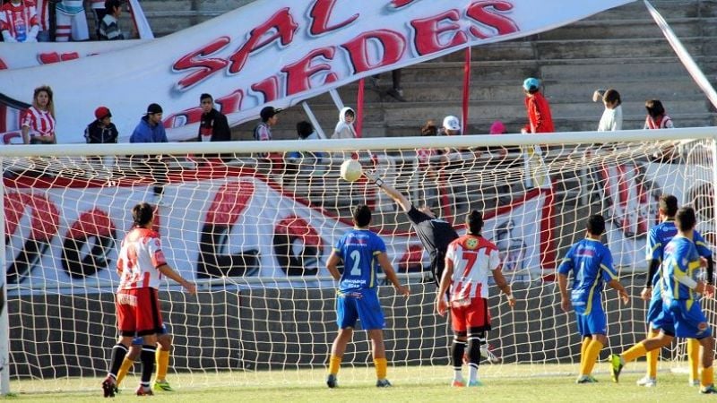 Villa Cubas venció a Policial y es finalista en “la local”