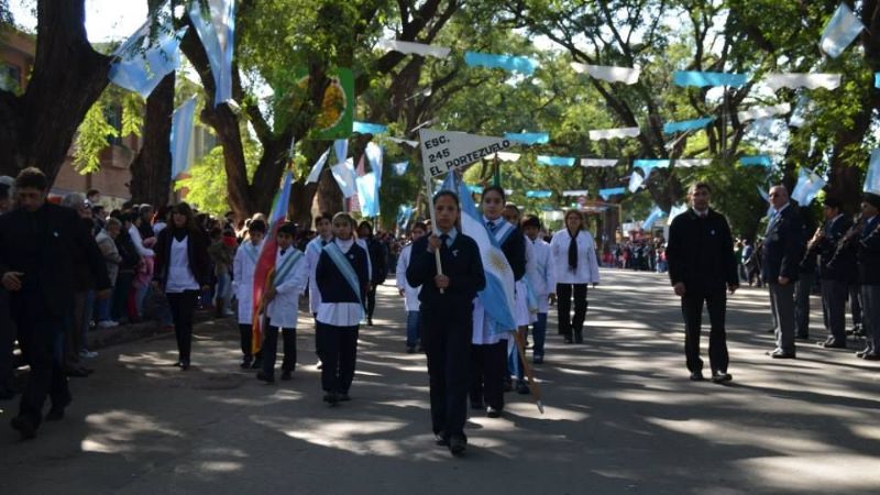 Imponente acto para recordar la Gesta de Mayo en Valle Viejo
