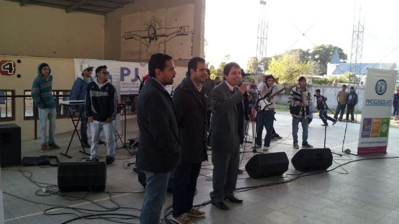 Con una gran fiesta, la juventud de Saujil se unió al PROGRESAR