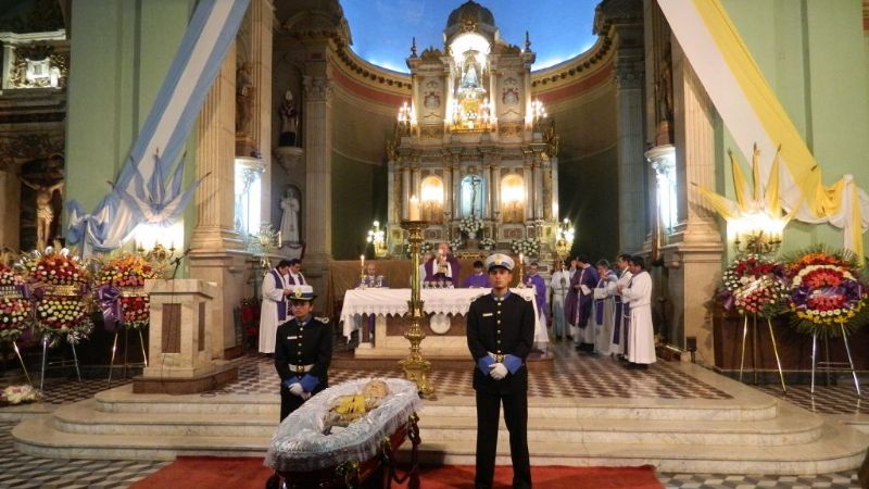 “Miani ha sido un testigo fiel del amor de Dios y de María por su pueblo”